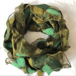 Felted leaves scarf